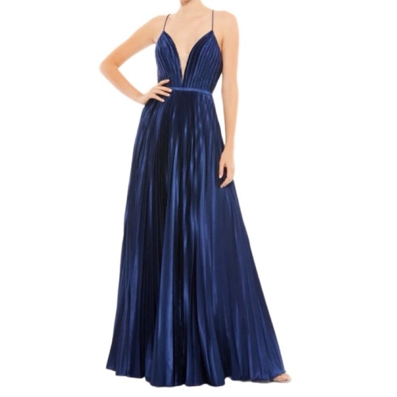 NWT Ieena for Mac Duggal Midnight Blue Plunge Neck Pleated Evening Gown 49039
